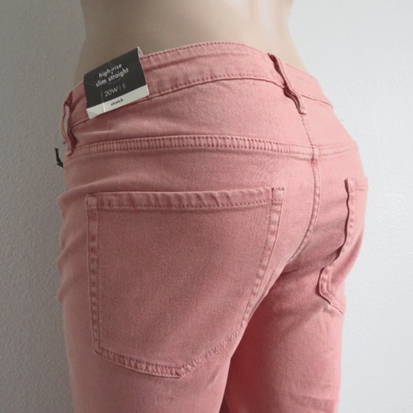 AVA & VIV Jeans Women's High-Rise Slim Straight Stretch Plus Size 20W Reg NWT - Picture 1 of 5